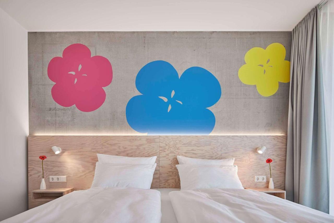 ฟลาวเวอร์ โฮเทล เอสเซิน Hotel เอสเซน ภายนอก รูปภาพ